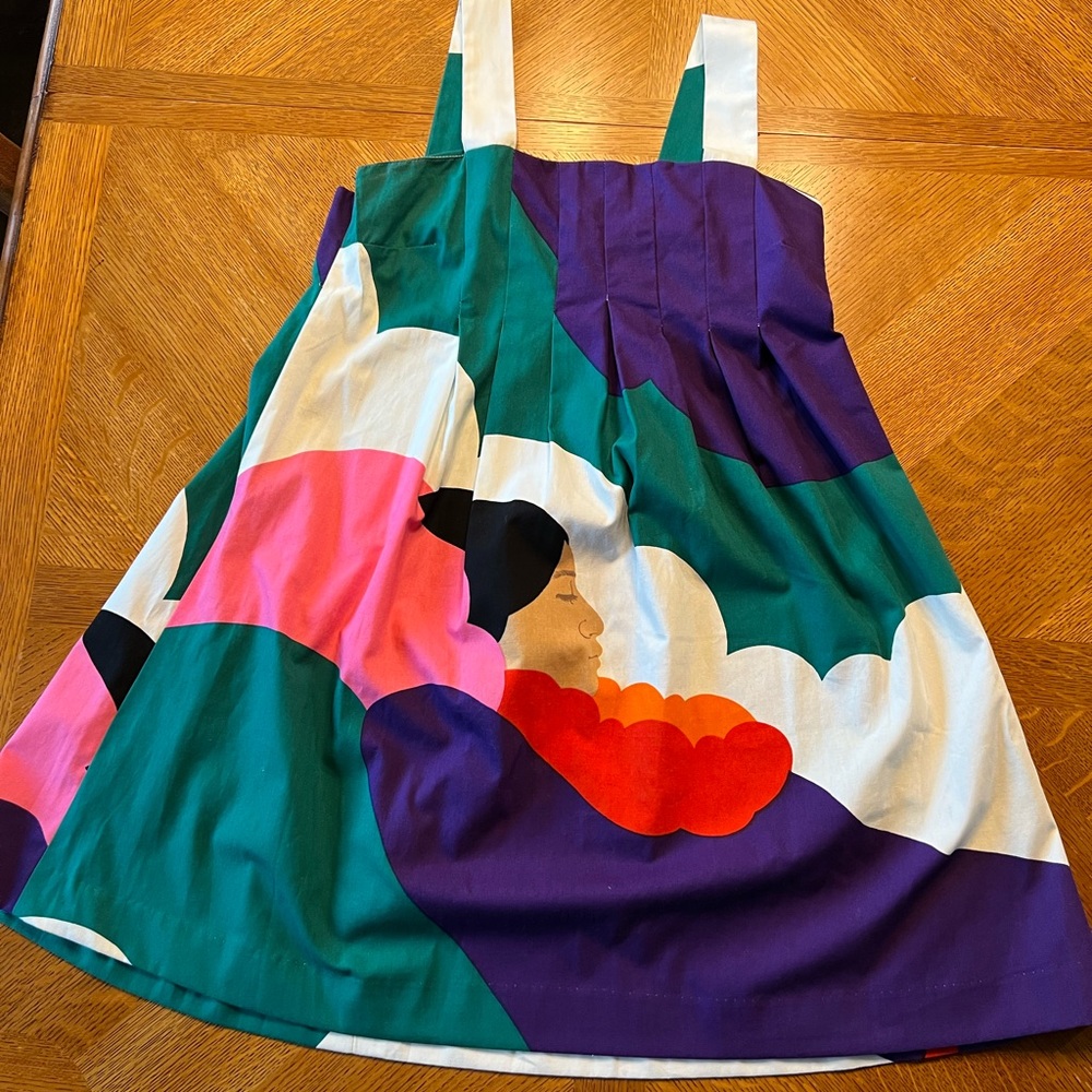 Tahiti Imports dress with Pegge Hopper art, like new condition, so fun.